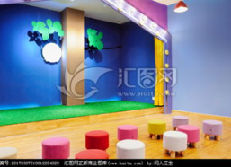 儿童剧家庭背景,一家人的奇幻剧场之旅