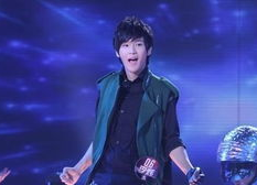 黄蓉生快男个人资料,快男舞台上的音乐才子，才华横溢的青春偶像